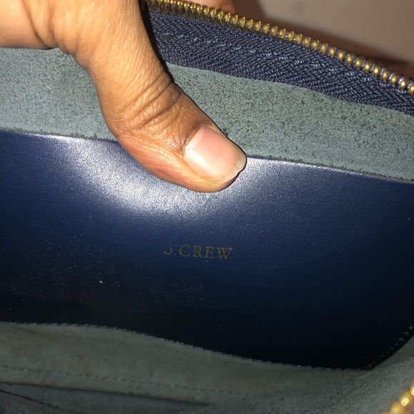 Navy Leather Crossbody Bag - Picture 3 of 4